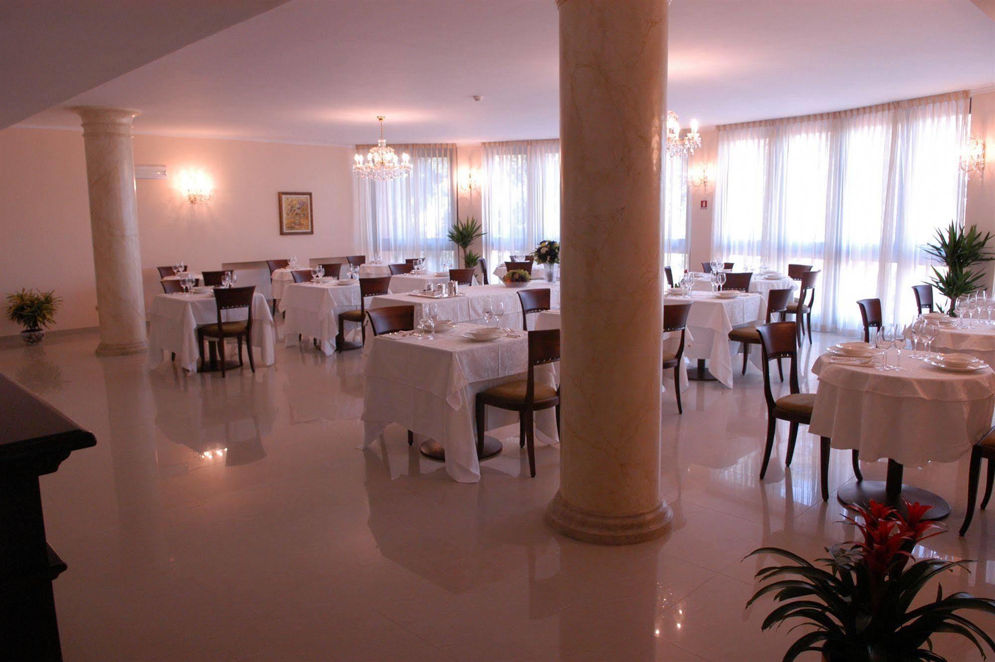 Pilgrim'S Hotel Cicognolo Zewnętrze zdjęcie